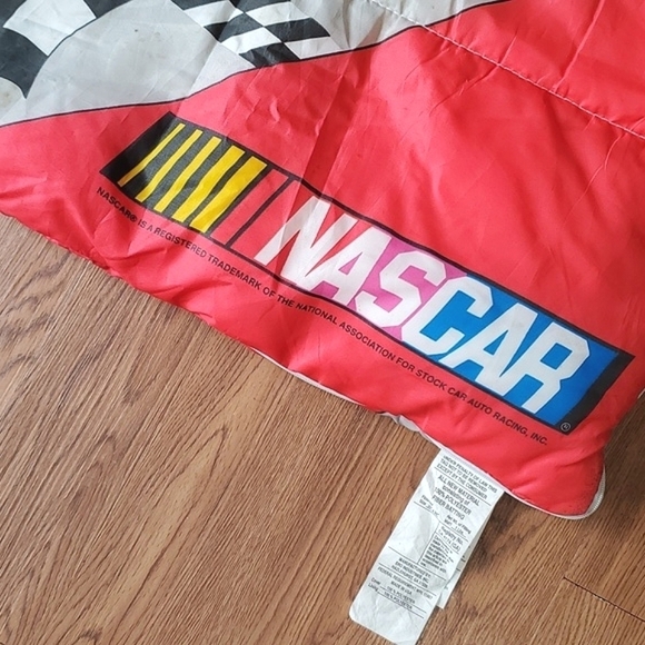 Vintage 90s Nascar Official Racecar Grand Prix Children's Sleeping Bag 30"x54" - Picture 4 of 17